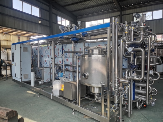 Tecnologia avanzata macchina di sterilizzazione UHT personalizzata 0.5-20T/H per la linea di lavorazione del succo d'arancia/mela/mango Nuovo sterilizzatore UHT con PLC