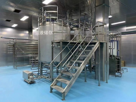 Impianto di lavorazione delle uova liquide con macchine di riempimento con pasteurizzatore di rottura e separazione