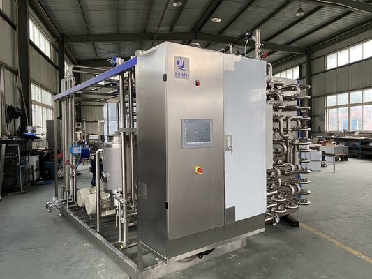Equipaggiato sulla base della capacità di produzione di sterilizzatore ad altissima temperatura autoclave che garantisce la sicurezza e la sterilizzazione per i prodotti liquidi