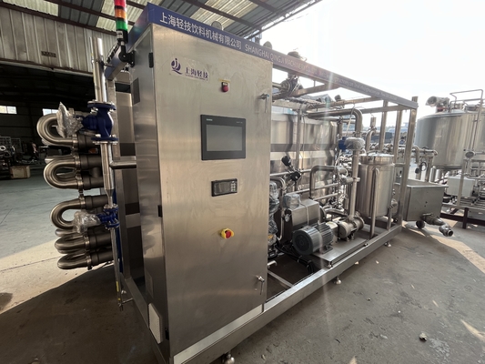 Sterilizzatore a 500-2000 l/h per la linea di lavorazione di latte/suci/salse Sus304/316