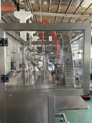 Sistema di riempimento asettico personalizzato con sistema operativo PLC che offre soluzioni di riempimento sterile per l'industria farmaceutica e medica